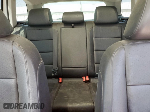 2014 Volkswagen Jetta TDI w/Sunroof & Nav с VIN 3VWPL7AJ4EM621135, выставлен на аукционе Copart как лот 61494425 с пробегом 52 781 миль миль и Списание • Salvage title. История ставок и продаж доступна на DreamBid. Изображение 10.