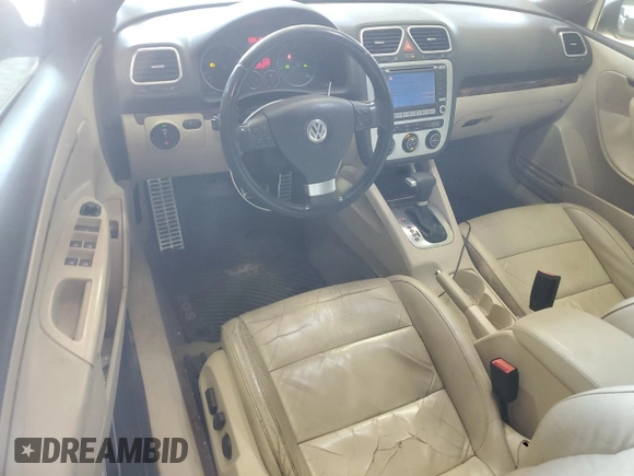 2007 Volkswagen Eos 2.0T with VIN WVWFA71F97V027228, listed as a Copart auction lot 42867725 with 101,580 mi miles and Clean Title. Bid and sale history available at DreamBid. Image 8.