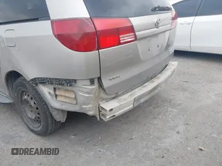 2005 Toyota Sienna CE z VIN 5TDZA23C95S222269, wystawiony jako IAAI lot #42194423 z przebiegiem 282 028 mil mil oraz . Historia ofert i sprzedaży dostępna na DreamBid. Obrazek 6.