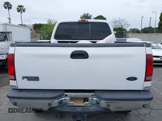2003 Ford F-350 XL z VIN 1FTSW31P53ED77760, wystawiony jako IAAI lot #41656643 z przebiegiem 176 489 mil mil oraz . Historia ofert i sprzedaży dostępna na DreamBid. Obrazek 15.
