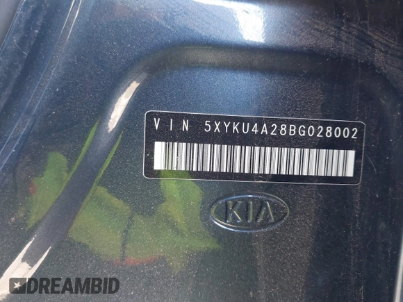 2011 Kia Sorento EX with VIN 5XYKU4A28BG028002, listed as a IAAI auction lot 41665503 with 1 mi miles. Bid and sale history available at carsss.com. Image 9.