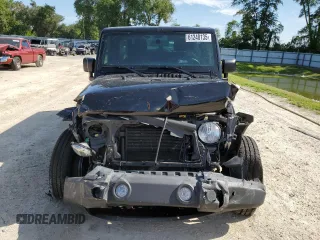 2018 Jeep Wrangler Unlimited Sport with VIN 1C4BJWDG5JL822969, listed as a Copart auction lot 61240135 with 80,276 mi miles and Salvage title. Bid and sale history available at DreamBid. Image 5.
