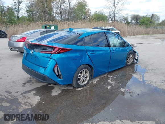 2017 Toyota Prius Plus with VIN JTDKARFP0H3052737, listed as a IAAI auction lot 42039680 with 117,593 mi miles and . Bid and sale history available at DreamBid. Image 4.