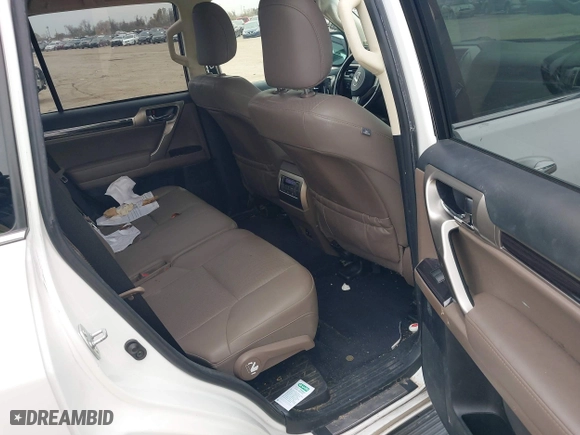 2020 Lexus GX with VIN JTJAM7BX8L5246150, listed as a IAAI auction lot 41335676 with 117,375 mi miles. Bid and sale history available at carsss.com. Image 8.