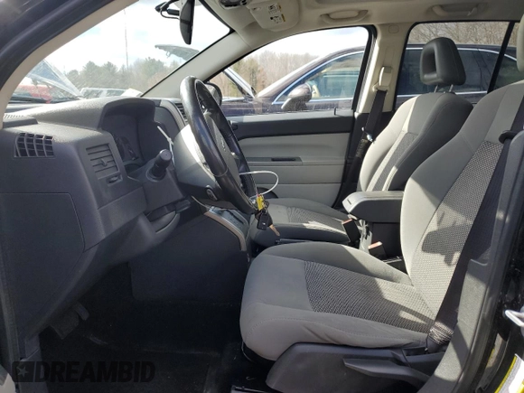 2007 Jeep Compass Sport with VIN 1J8FF47W17D168087, listed as a Copart auction lot 46743875 with 125,024 mi miles and Clean Title. Bid and sale history available at carsss.com. Image 7.