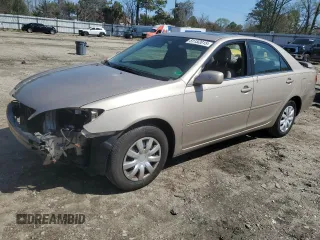 2005 Toyota Camry LE z VIN 4T1BE30K45U986691, wystawiony jako Copart lot #51152015 z przebiegiem 159 685 mil mil oraz Szkoda całkowita • Salvage title. Historia ofert i sprzedaży dostępna na DreamBid. Obrazek 1.