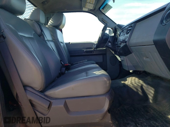 2011 Ford F-250 XL with VIN 1FTBF2A6XBEC69215, listed as a Copart auction lot 45609265 with 203,364 mi miles and Salvage title. Bid and sale history available at DreamBid. Image 10.