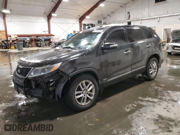 2015 Kia Sorento LX with VIN 5XYKTCA62FG582934, listed as a Copart auction lot 42453385 with 169,718 mi miles and Salvage Title. Bid and sale history available at DreamBid. Image 1.
