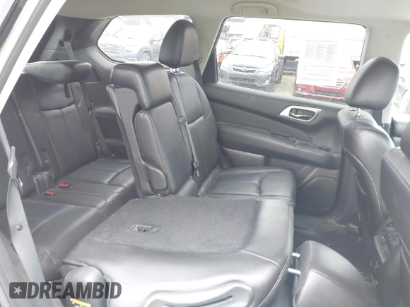 2013 Nissan Pathfinder SV with VIN 5N1AR2MM3DC617315, listed as a IAAI auction lot 42047502 with 197,435 mi miles. Bid and sale history available at carsss.com. Image 8.