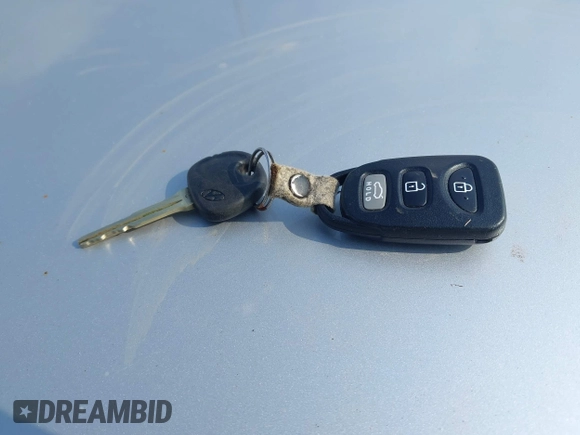 2013 Hyundai Elantra Limited with VIN 5NPDH4AE0DH444970, listed as a IAAI auction lot 41928294 with 163,635 mi miles and . Bid and sale history available at DreamBid. Image 11.