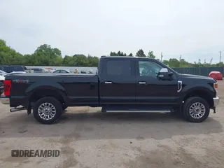 2022 Ford F-250 XL z VIN 1FT7W2BN8NEC43616, wystawiony jako IAAI lot #42263094 z przebiegiem 33 686 mil mil oraz . Historia ofert i sprzedaży dostępna na DreamBid. Obrazek 13.