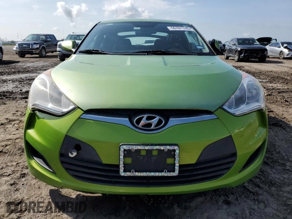 2012 Hyundai Veloster w/Gray Int z VIN KMHTC6AD1CU066882, wystawiony jako Copart lot #55781745 z przebiegiem 167 427 mil mil oraz Czysty tytuł • Clean title. Historia ofert i sprzedaży dostępna na DreamBid. Obrazek 5.