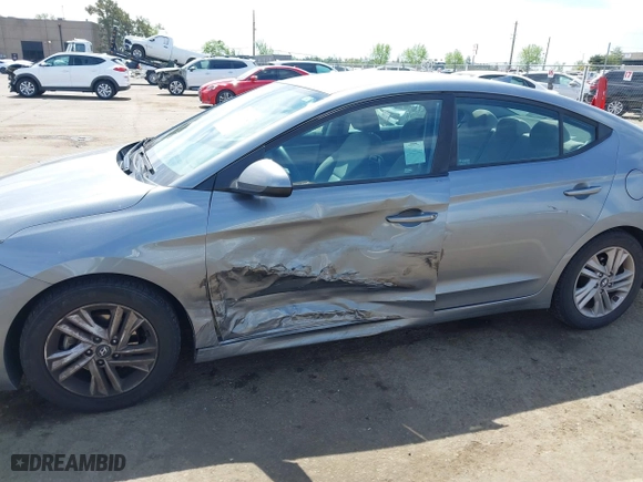 2019 Hyundai Elantra Preferred with VIN KMHD84LF5KU752284, listed as a IAAI auction lot 42011404 with 88,327 mi miles. Bid and sale history available at carsss.com. Image 6.