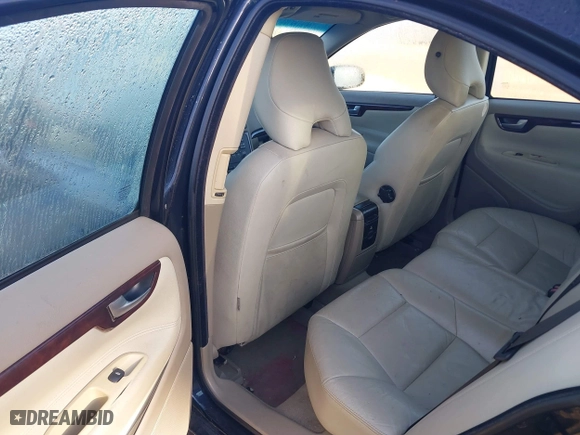 2007 Volvo S60 2.5L Turbo with VIN YV1RS592972623502, listed as a IAAI auction lot 41599575 with 93,983 mi miles. Bid and sale history available at carsss.com. Image 8.