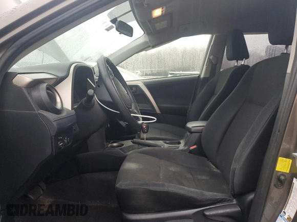2015 Toyota RAV4 LE with VIN JTMBFREV2FD166618, listed as a Copart auction lot 51520205 with 135,829 mi miles and Clean Title. Bid and sale history available at carsss.com. Image 7.