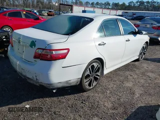 2008 Toyota Camry LE z VIN 4T1BE46K88U757061, wystawiony jako IAAI lot #41409155 z przebiegiem 154 677 mil mil oraz . Historia ofert i sprzedaży dostępna na DreamBid. Obrazek 4.