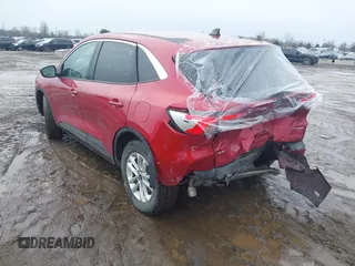 2021 Ford Escape SE with VIN 1FMCU9G68MUA06185, listed as a IAAI auction lot 41695906 with 43,463 mi miles and . Bid and sale history available at DreamBid. Image 3.