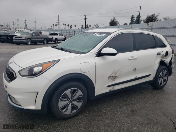 2019 Kia Niro Plug-In Hybrid LX with VIN KNDCM3LD4K5331915, listed as a Copart auction lot 43196645 with 83,570 mi miles and Salvage Title. Bid and sale history available at carsss.com. Image 1.