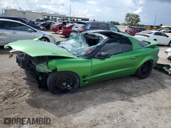 2001 Pontiac Firebird Formula with VIN 2G2FV22G412115819, listed as a Copart auction lot 70310714 with 203,067 mi miles and Salvage title. Bid and sale history available at DreamBid. Image 1.