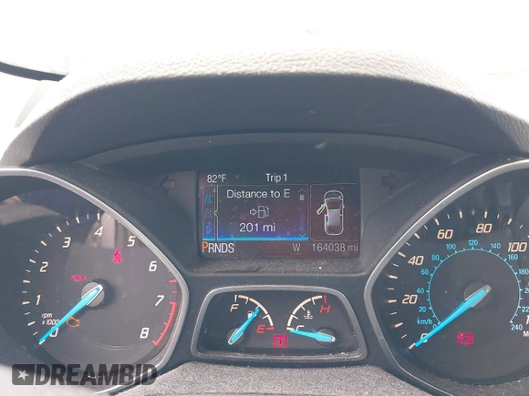 2014 Ford Escape Titanium with VIN 1FMCU0JX2EUA28679, listed as a IAAI auction lot 41930585 with 164,038 mi miles. Bid and sale history available at carsss.com. Image 7.