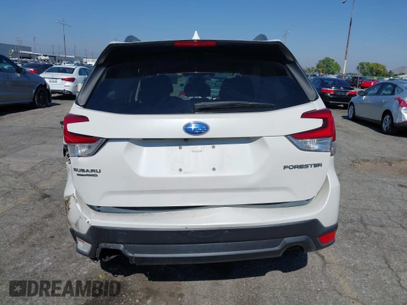 2020 Subaru Forester Premium with VIN JF2SKAJC8LH569025, listed as a IAAI auction lot 42471901 with 89,458 mi miles and . Bid and sale history available at DreamBid. Image 17.