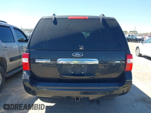 2011 Ford Expedition Limited with VIN 1FMJU1K52BEF12111, listed as a IAAI auction lot 41707499 with 237,517 mi miles. Bid and sale history available at carsss.com. Image 16.