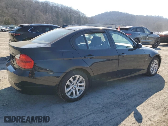 2006 BMW 3 Series 325xi with VIN WBAVD13526KT79858, listed as a Copart auction lot 47515895 with 188,099 mi miles and Clean Title. Bid and sale history available at carsss.com. Image 3.