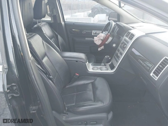 2009 Lincoln MKX with VIN 2LMDU68C19BJ04838, listed as a IAAI auction lot 41513786 with 213,306 mi miles. Bid and sale history available at carsss.com. Image 5.