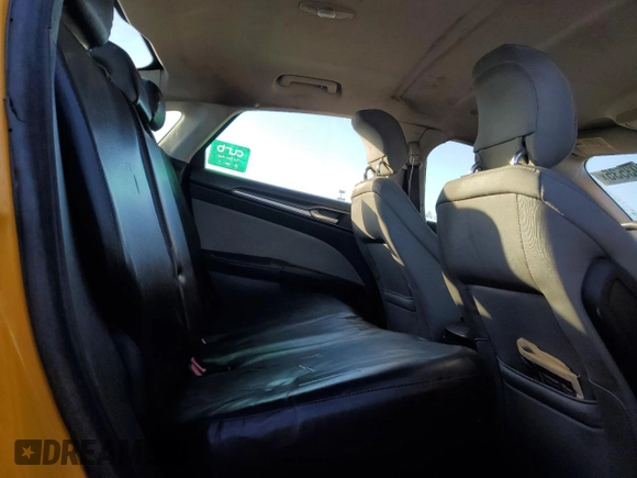2015 Ford Fusion S Hybrid with VIN 3FA6P0UUXFR140915, listed as a Copart auction lot 45393535 with 258,208 mi miles and Clean Title. Bid and sale history available at carsss.com. Image 10.