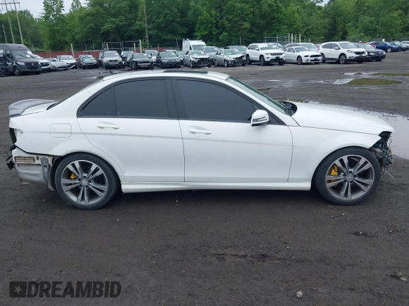 2013 Mercedes-Benz C 300 Sport with VIN WDDGF8AB5DR254208, listed as a IAAI auction lot 42514422 with 124,066 mi miles and . Bid and sale history available at DreamBid. Image 13.