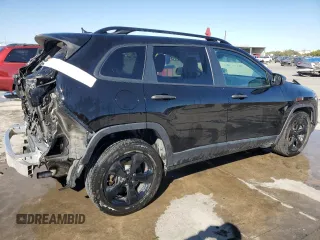 2017 Jeep Cherokee Sport z VIN 1C4PJLAS5HW585812, wystawiony jako Copart lot #76352524 z przebiegiem 110 335 mil mil oraz Szkoda całkowita • Salvage title. Historia ofert i sprzedaży dostępna na DreamBid. Obrazek 3.