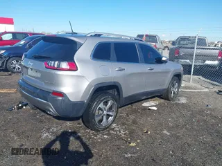 2020 Jeep Cherokee Limited with VIN 1C4PJMDX5LD624643, listed as a IAAI auction lot 41850663 with 89,947 mi miles and . Bid and sale history available at DreamBid. Image 4.