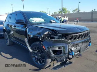 2024 Jeep Grand Cherokee with VIN 1C4RJYB6XR8612970, listed as a IAAI auction lot 42324488 with 5,701 mi miles and . Bid and sale history available at DreamBid. Image 1.