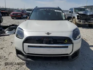 2025 MINI Countryman SE z VIN WMZ53GA09S7S63389, wystawiony jako Copart lot #52953385 z przebiegiem 66 mil mil oraz Szkoda całkowita • Salvage title. Historia ofert i sprzedaży dostępna na DreamBid. Obrazek 5.
