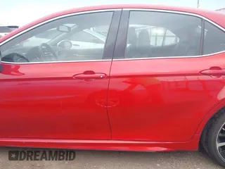 2019 Toyota Camry XSE with VIN 4T1B61HK7KU259014, listed as a IAAI auction lot 41771388 with 76,589 mi miles. Bid and sale history available at carsss.com. Image 15.