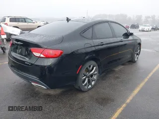 2015 Chrysler 200 S with VIN 1C3CCCBG5FN644092, listed as a IAAI auction lot 40822108 with 94,400 mi miles. Bid and sale history available at carsss.com. Image 4.