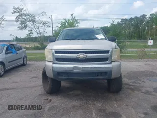 2008 Chevrolet Silverado 1500 1LT with VIN 2GCEC19C781149327, listed as a IAAI auction lot 42126913 with 194,629 mi miles and . Bid and sale history available at DreamBid. Image 12.