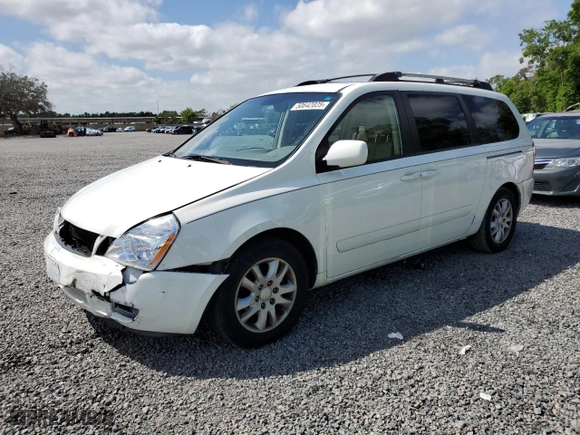 2006 Kia Sedona LX with VIN KNDMB233066030621, listed as a Copart auction lot 50642025 with NaN miles and Salvage Title. Bid and sale history available at carsss.com. Image 1.