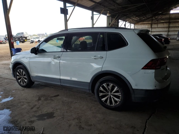 2018 Volkswagen Tiguan S with VIN 3VV1B7AX7JM017221, listed as a Copart auction lot 44728205 with 68,773 mi miles and Salvage Title. Bid and sale history available at carsss.com. Image 2.