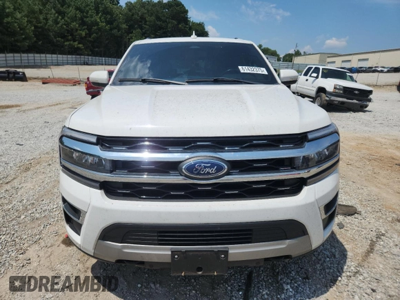 2022 Ford Expedition Limited with VIN 1FMJU2AT7NEA29286, listed as a Copart auction lot 61432375 with 73,355 mi miles and Salvage title. Bid and sale history available at DreamBid. Image 5.
