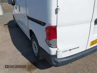2018 Chevrolet City Express Cargo LS with VIN 3N63M0YN6JK691107, listed as a IAAI auction lot 41784995 with 234,073 mi miles and . Bid and sale history available at DreamBid. Image 17.
