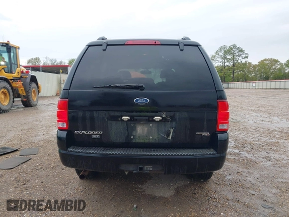 2005 Ford Explorer XLT with VIN 1FMZU63K15UA97278, listed as a IAAI auction lot 41861564 with 135,861 mi miles and . Bid and sale history available at DreamBid. Image 17.