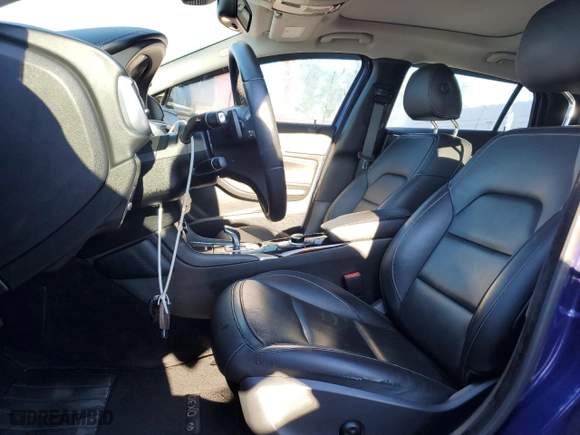 2018 Infiniti QX30 ESSENTIAL with VIN SJKCH5CP8JA043585, listed as a Copart auction lot 72258333 with 66,847 mi miles. Bid and sale history available at carsss.com. Image 7.