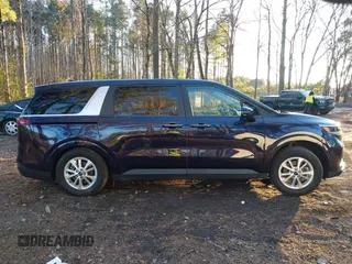 2024 Kia Carnival LX with VIN KNDNB4H39R6305903, listed as a IAAI auction lot 41221326 with 30,524 mi miles. Bid and sale history available at carsss.com. Image 14.