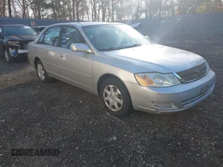2002 Toyota Avalon XL with VIN 4T1BF28B12U208937, listed as a IAAI auction lot 41826963 with 142,256 mi miles. Bid and sale history available at carsss.com. Image 1.