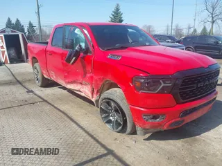 2022 Ram 1500 Big Horn z VIN 1C6RRFMG9NN430313, wystawiony jako IAAI lot #41827033 z przebiegiem 40 449 mil mil oraz . Historia ofert i sprzedaży dostępna na DreamBid. Obrazek 1.