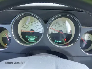 2014 Dodge Challenger R/T z VIN 2C3CDYBT2EH313789, wystawiony jako IAAI lot #42020945 z przebiegiem 182 788 mil mil oraz . Historia ofert i sprzedaży dostępna na DreamBid. Obrazek 7.