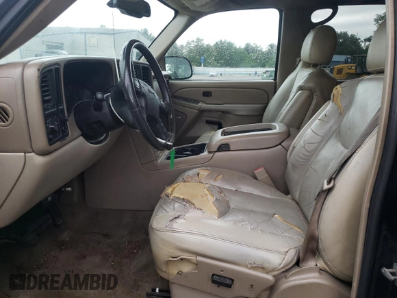 2004 GMC Yukon XL SLT with VIN 1GKEC16Z34J292613, listed as a Copart auction lot 54796584 with 237,445 mi miles and Salvage Title. Bid and sale history available at carsss.com. Image 7.