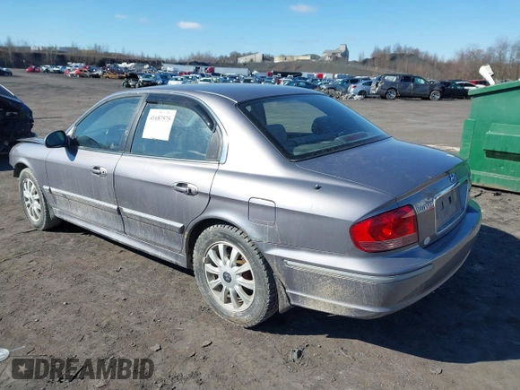 2005 Hyundai Sonata GLS with VIN KMHWF35H35A119750, listed as a IAAI auction lot 41687575 with 146,419 mi miles. Bid and sale history available at carsss.com. Image 3.