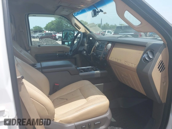 2012 Ford F-250 XL z VIN 1FT7W2BT8CEA23601, wystawiony jako IAAI lot #42345067 z przebiegiem 268 777 mil mil oraz . Historia ofert i sprzedaży dostępna na DreamBid. Obrazek 5.